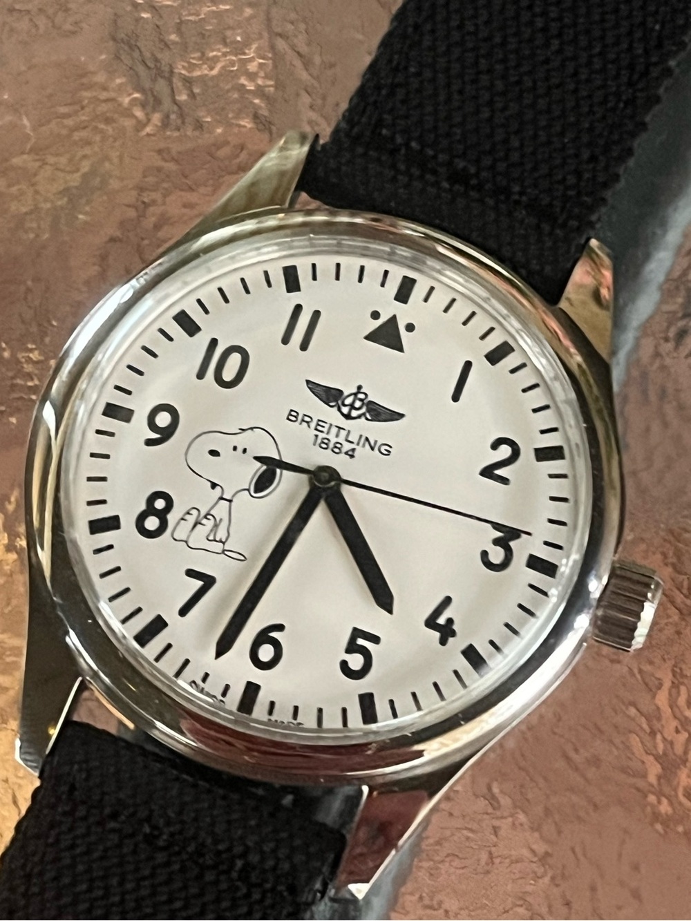 Mens Breitling Snoopy Wristwatch
